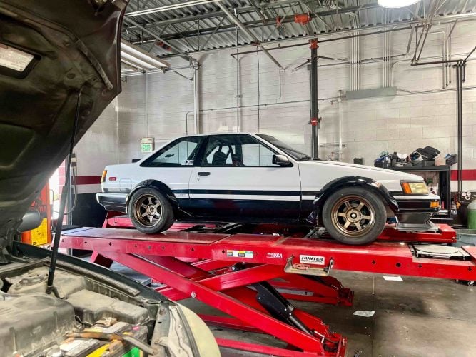 vintage-car-repair